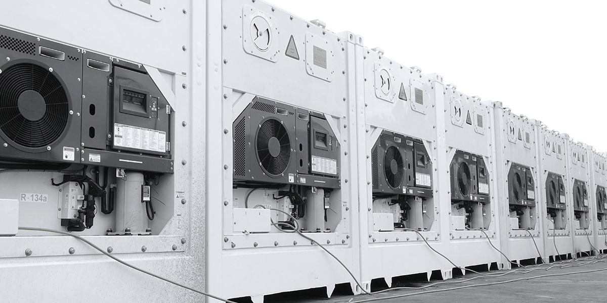Microchannel coils for trailer and reefer container applications